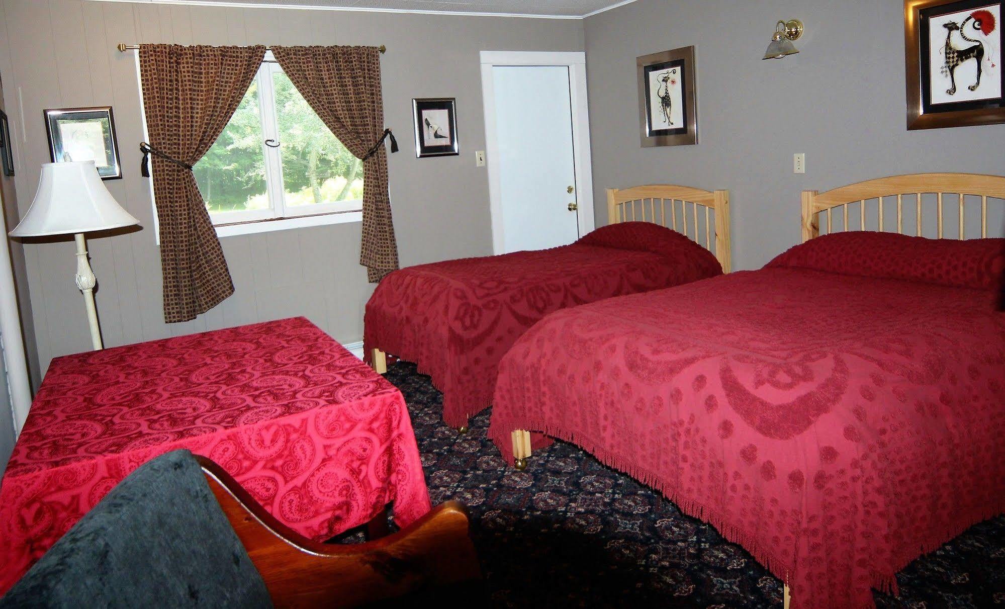 Blue Gentian Lodge At Magic Mountain Londonderry Luaran gambar